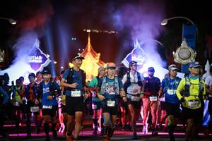 BIB: 1250, 9599
                            <button type="button" onclick="openModal(22676085)" class="btn btn-primary btn-sm float-right btn-popup" data-toggle="modal" data-target=".modal-high-quality">
                        <i class="fas fa-shopping-cart"></i> Add to Cart
                    </button>
                                            <button type="button" onclick="isThisMe(22676085, true)" class="btn btn-success btn-sm float-right btn-popup btn-isme hidden" data-toggle="tooltip" data-placement="bottom" title="นี่คือรูปของคุณใช่ไหม คลิกที่นี่เพื่อเอาเข้าอัลบั้ม">
                        <i class="fas fa-plus"></i> Add to album
                    </button>
                    <button type="button" onclick="isThisMe(22676085, false)" class="btn btn-warning btn-sm float-right btn-popup btn-isnotme hidden">
                        <i class="fas fa-ban"></i> Remove from album
                    </button>